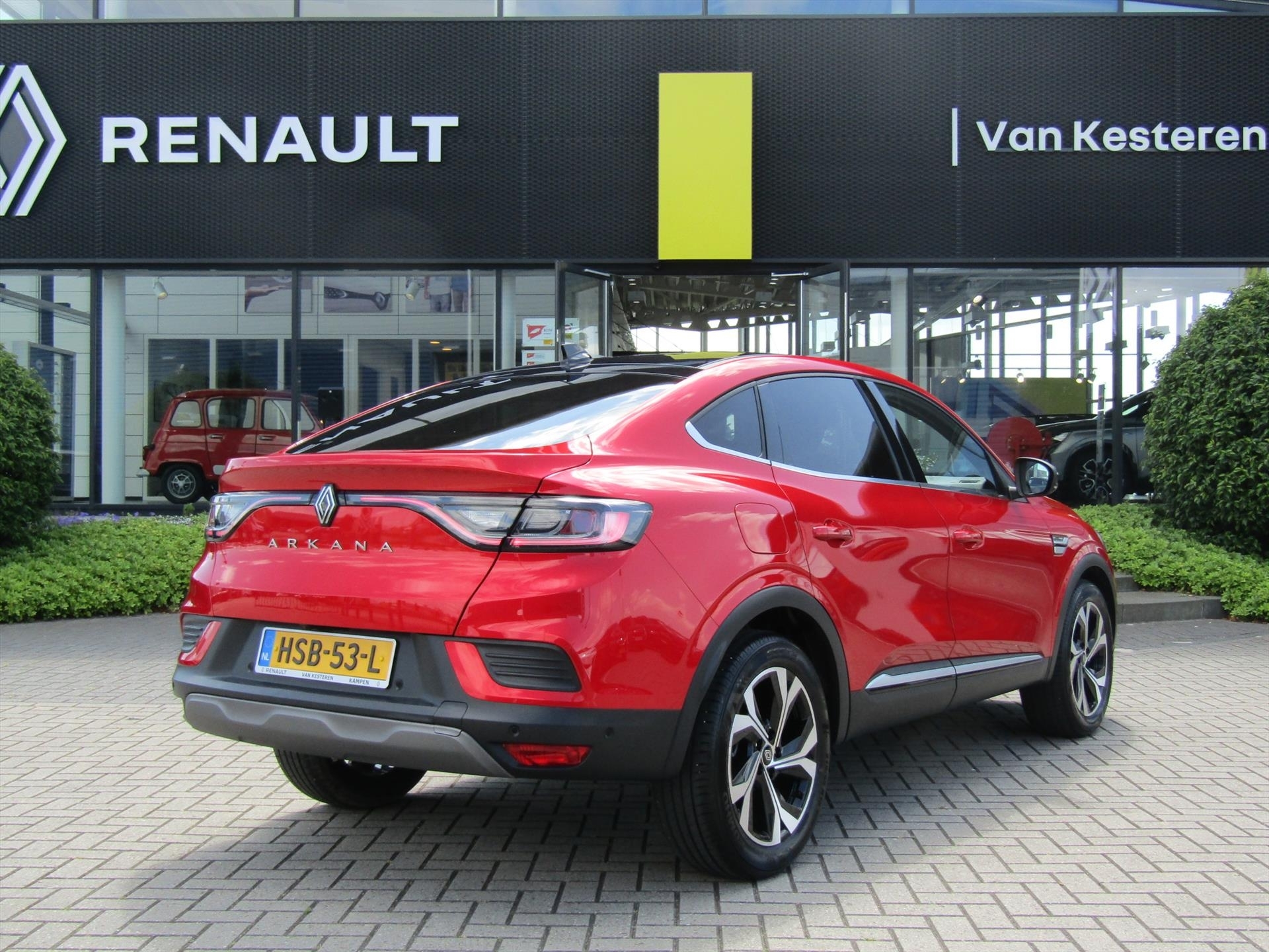 RENAULT Arkana 1.3 Mild Hybrid 140pk EDC Techno / 360gr Camera / Blindspotwarning / Dak Noir Metal
