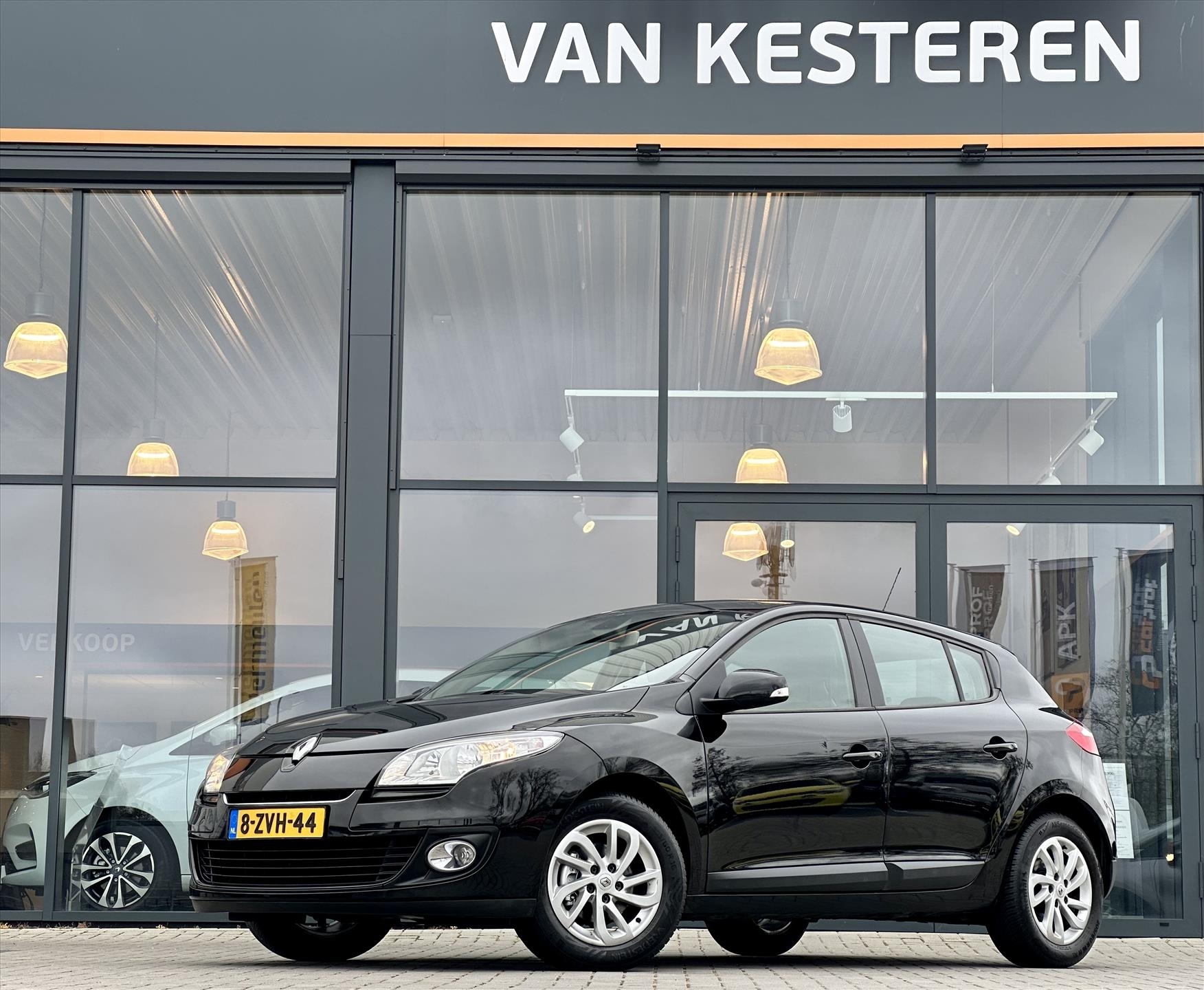 RENAULT Megane 1.2 Energy TCe 115 Expression | Trekhaak | PDC | Airco | PDC | NL Auto |