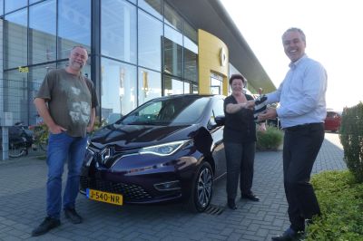 Hans & Pythia blij met elektrische ZOE:  ‘Weinig onderhoud, geen wegenbelasting'