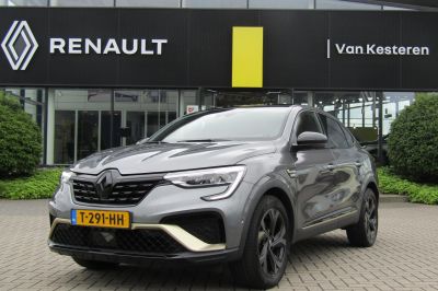 Renault Arkana 1.6 E-TECH Hybrid  E-Tech Engineered / Trekhaak / Bose / Navigatie 9,3 / Blindspot