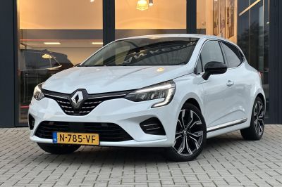 RENAULT Clio 1.6 E-Tech Hybrid 140pk Intens | Trekhaak Afn. | ACC | Pack Winter | Nav | Blindspot | Cam. | Nieuwstaat | NL Auto | 