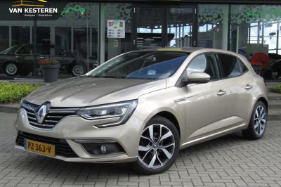 RENAULT Megane 1.2 TCe 130pk Bose / Navigatie / Camera / Head-up Display / Adaptive Cruise-Control