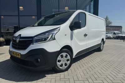 RENAULT Trafic 2.0 Energy dCi 120pk L2H1 T29 Work Edition / Navigatie / Camera / Trekhaak