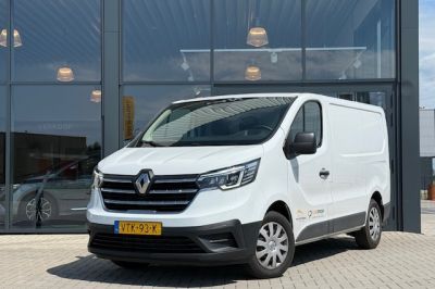 Renault Trafic GB 2.0 Blue dCi 110pk L1H1 Comfort / Parkeersensoren / Laadruimte voorzien van wanden en vloer
