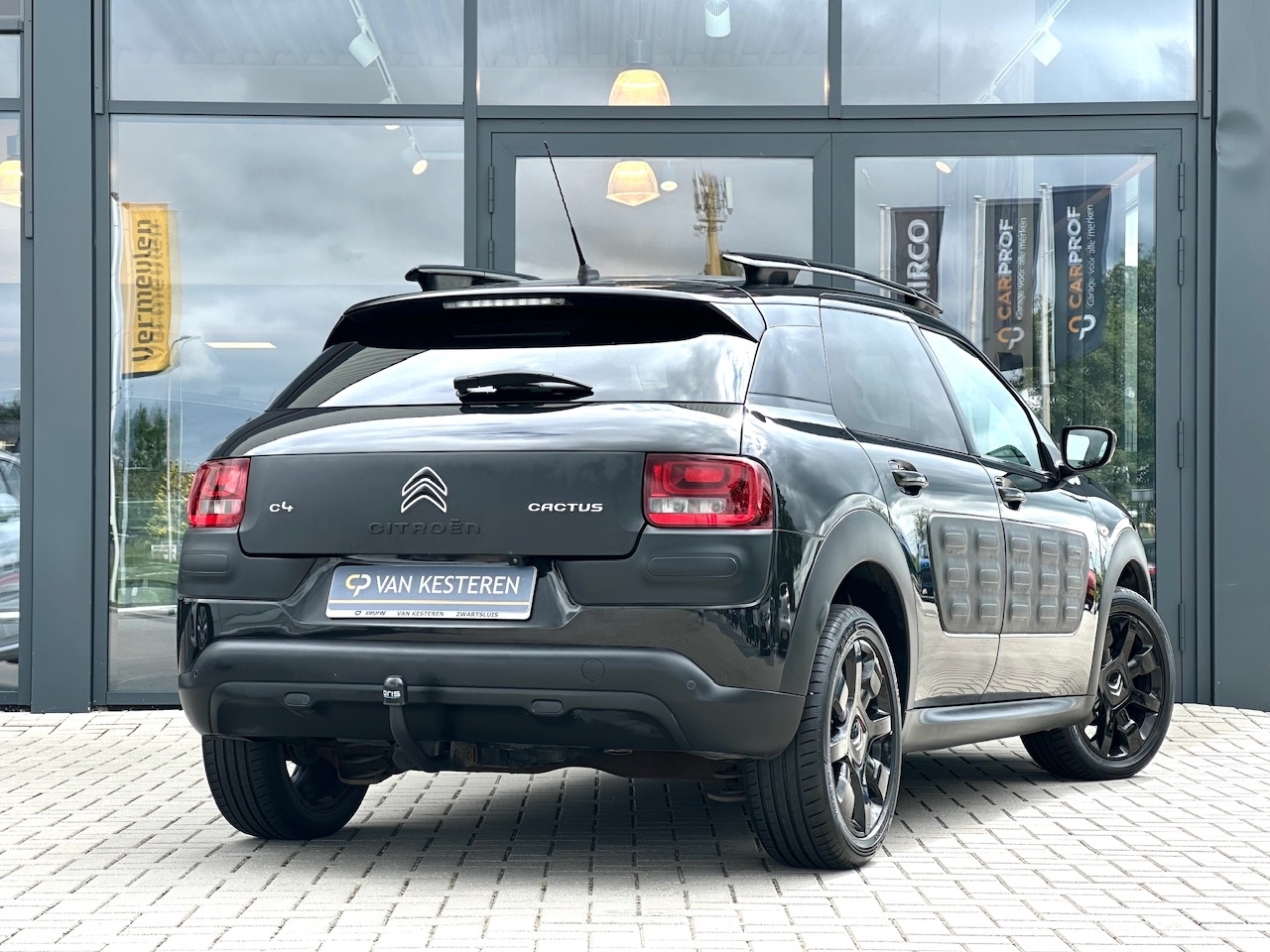 Citroen C4 Cactus BlueHDi 100pk Black Edition Lage wegenbelasting / laag verbruik