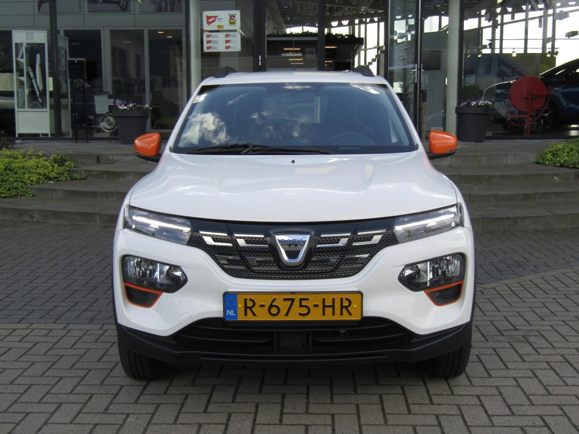 Dacia Spring Electric Comfort Plus Orange Pack / Navigatie / Camera / Leder / DC Lader