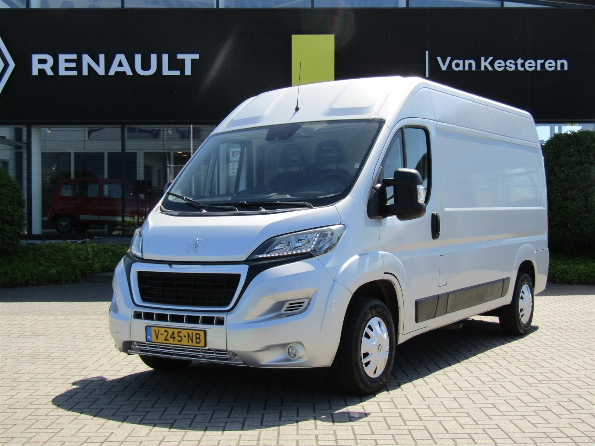 Peugeot Boxer L2H2 GB330 130pk ZO-MEE-NEEM-PRIJS APK tot 04-2026 / nieuwe banden en accu