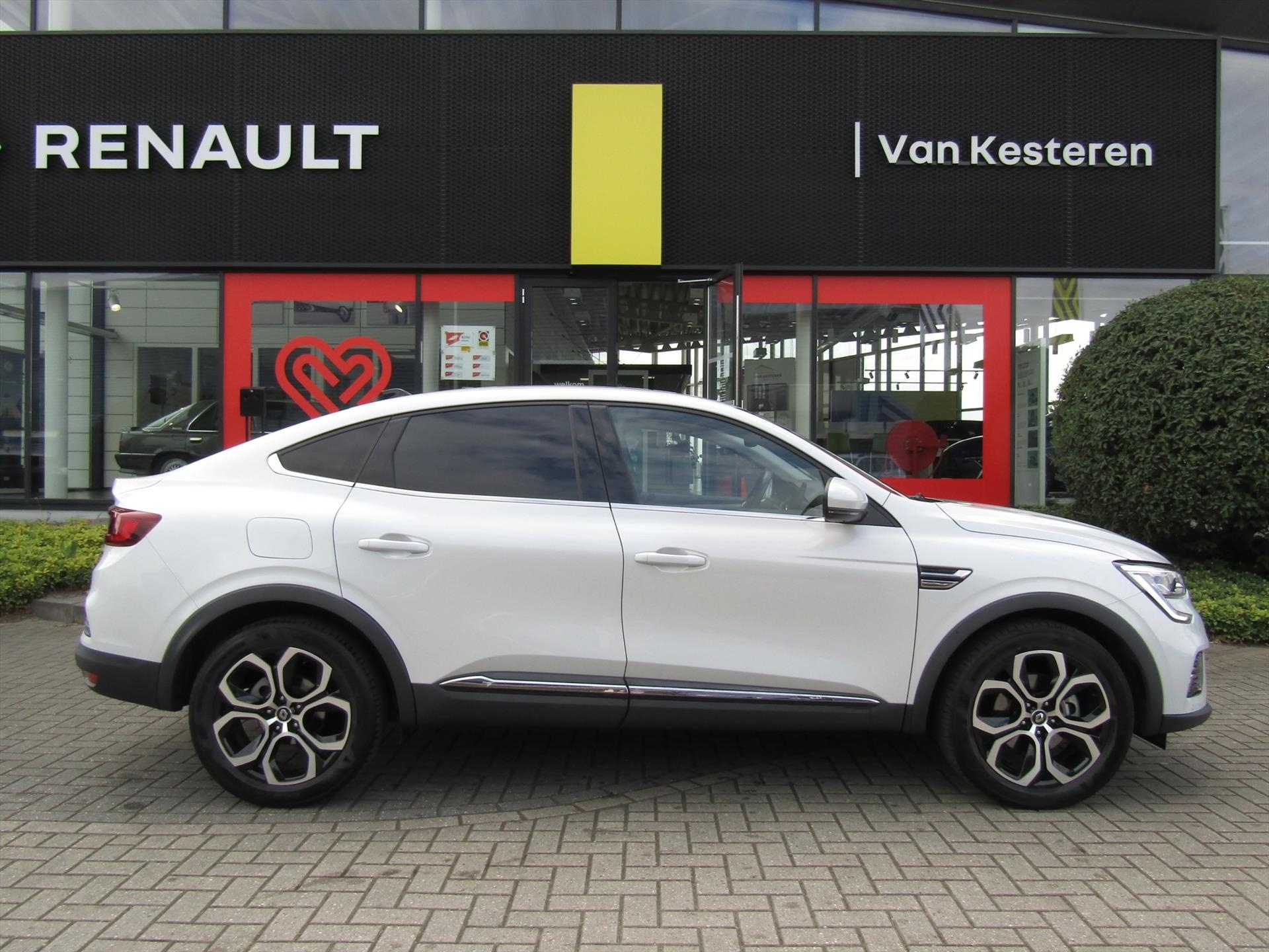 Renault Arkana 1.6 E-TECH Hybrid 143pk Aut Techno / Trekhaak / Stoelverwarming
