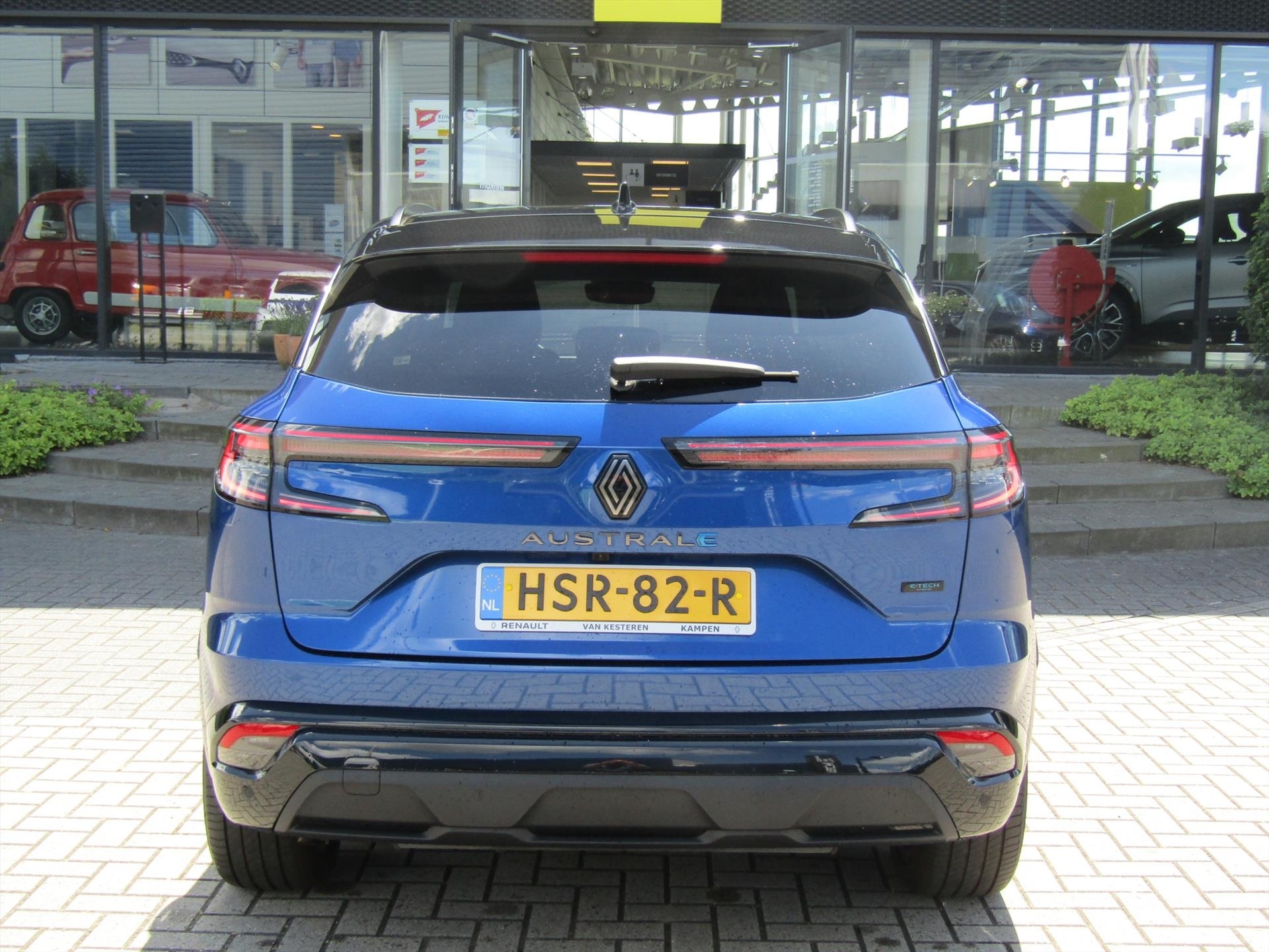 RENAULT Austral 1.2 E-Tech Full Hybrid 200pk Iconic esprit Alpine / 4 Control / Pack Winter / Elektrische Achterklep