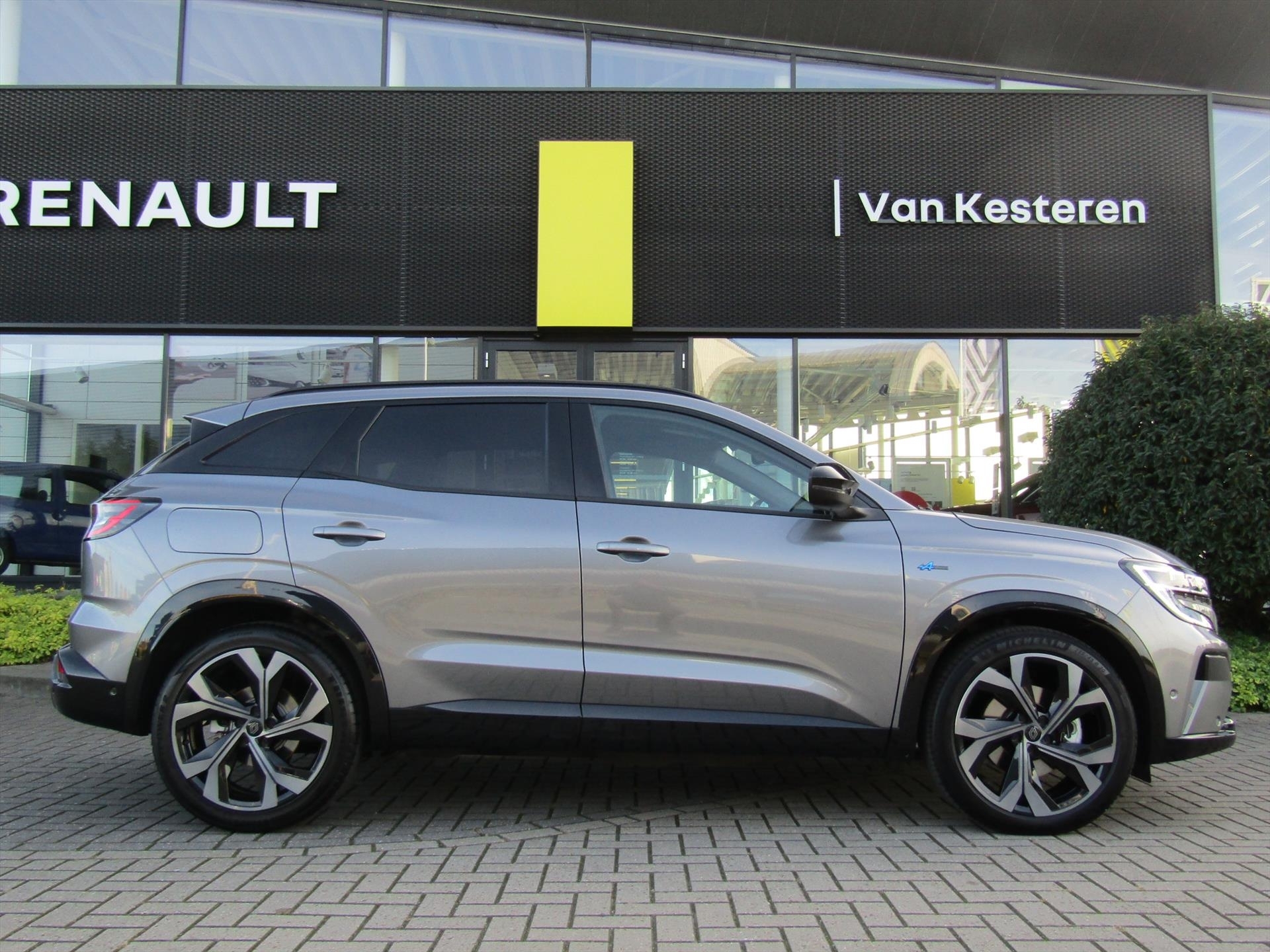 Renault Austral 1.2 E-Tech Full Hybrid 200pk Techno esprit Alpine / Pack Winter / Camera / Blindspot