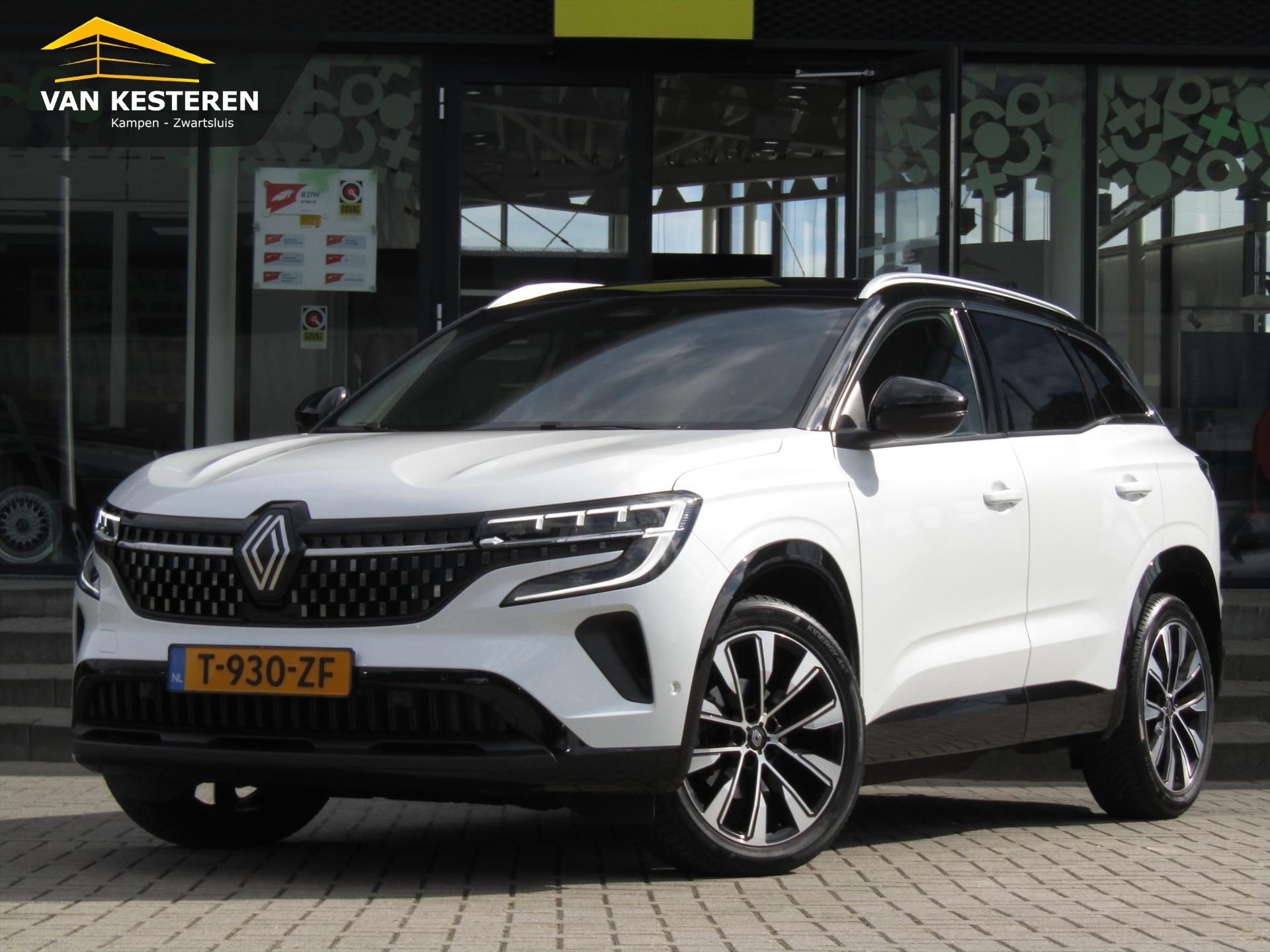 Renault Austral 130pk Mild hybrid Techno / Trekhaak / Navigatie / Camera / Pack Winter / 4-S Banden / 1.500kg trekgew. 