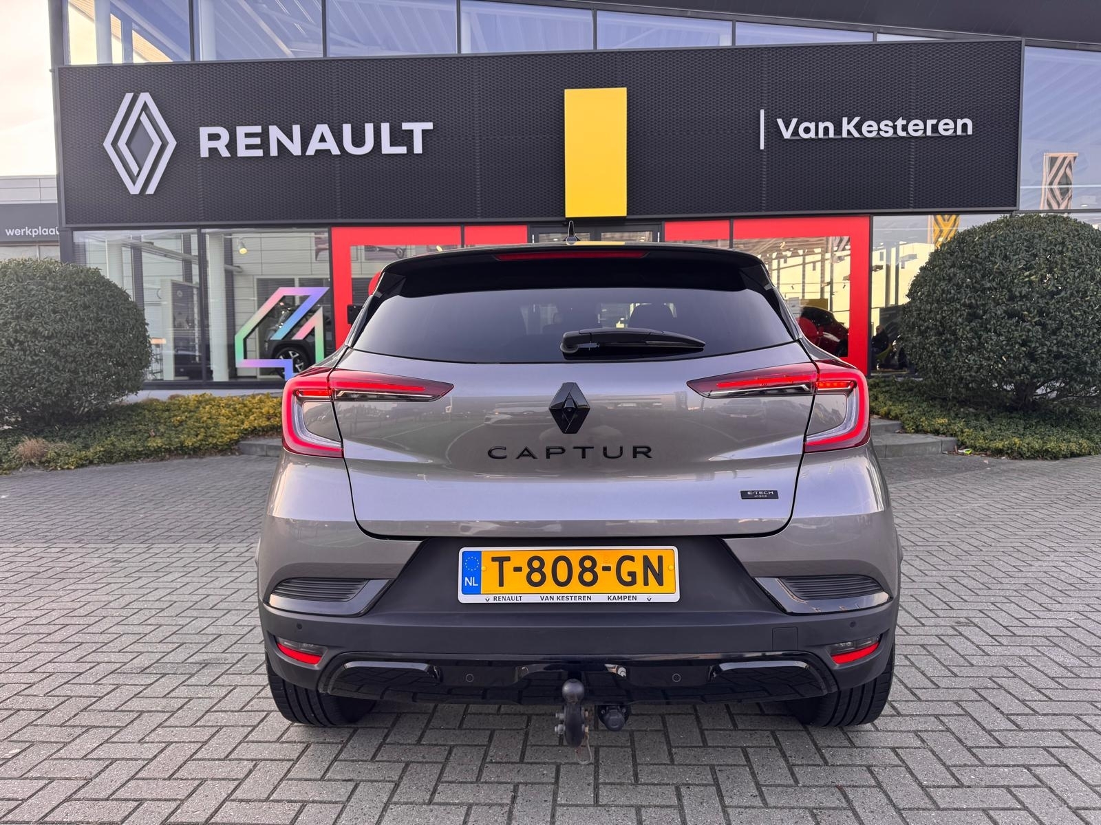 RENAULT Captur E-Tech Hybrid 145 RIVE GAUCHE Trekhaak / Camera / 1e Eigenaar / Navi 