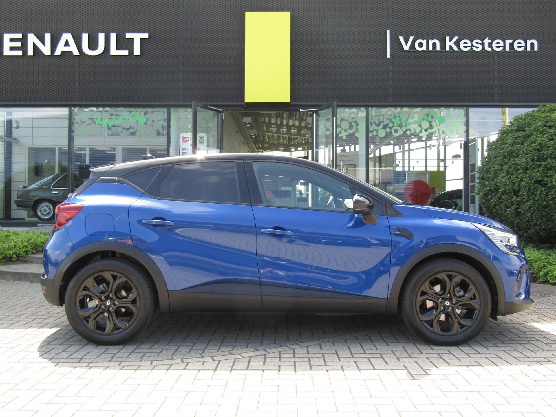 RENAULT Captur E-Tech Hybrid 145pk Aut Rive Gauche / Bose / Trekhaak / Pack Winter / 9,3 Navigatie / Zeer Compleet
