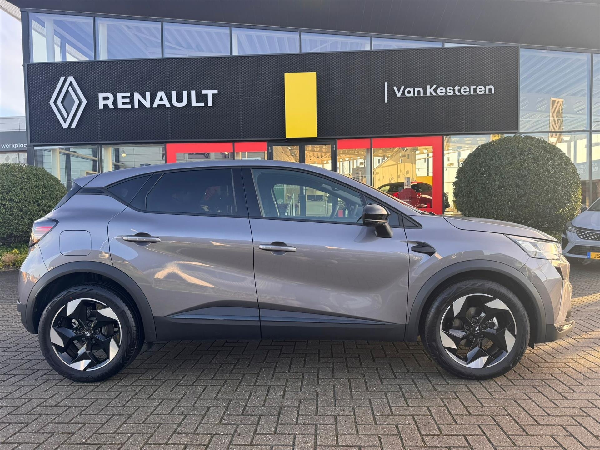 RENAULT Captur Mild Hybrid 160pk EDC Techno / Camera / Pack Winter / Adaptive Cruise - Control