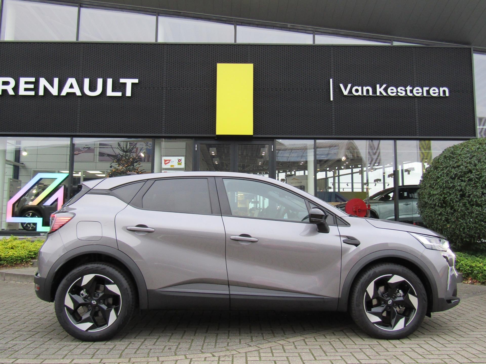 RENAULT Captur Mild Hybrid 160pk EDC Techno / Camera / Pack Winter / Adaptive Cruise - Control