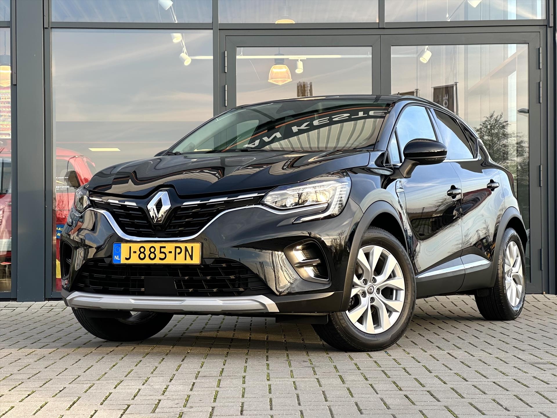 RENAULT Captur TCe 101pk Intens | Trekh. | Apple Carplay | Keyless | LED | PDC | NL Auto | 