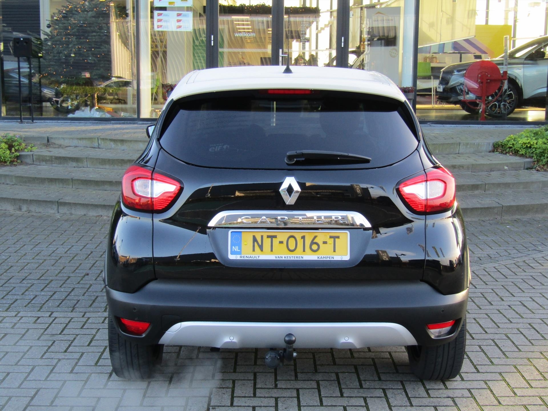 RENAULT Captur TCe 120pk EDC Xmod / Trekhaak / Navigatie / Camera / Stoelverwarming