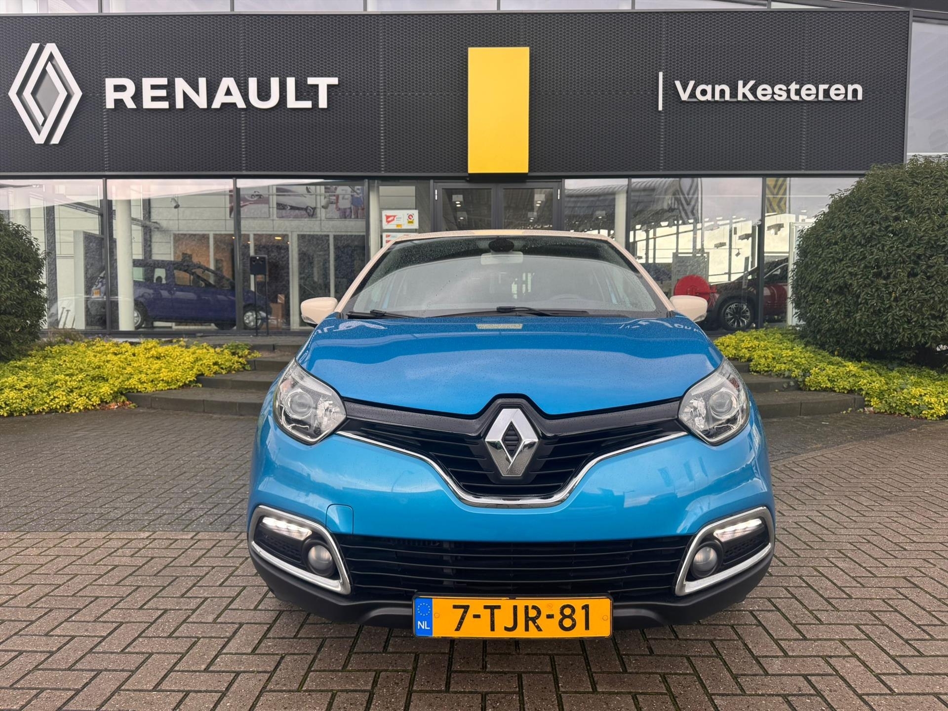 RENAULT Captur  TCe 90PK Dynamique / Navigatie / Camera / Leder / Compleet dealer O.H.