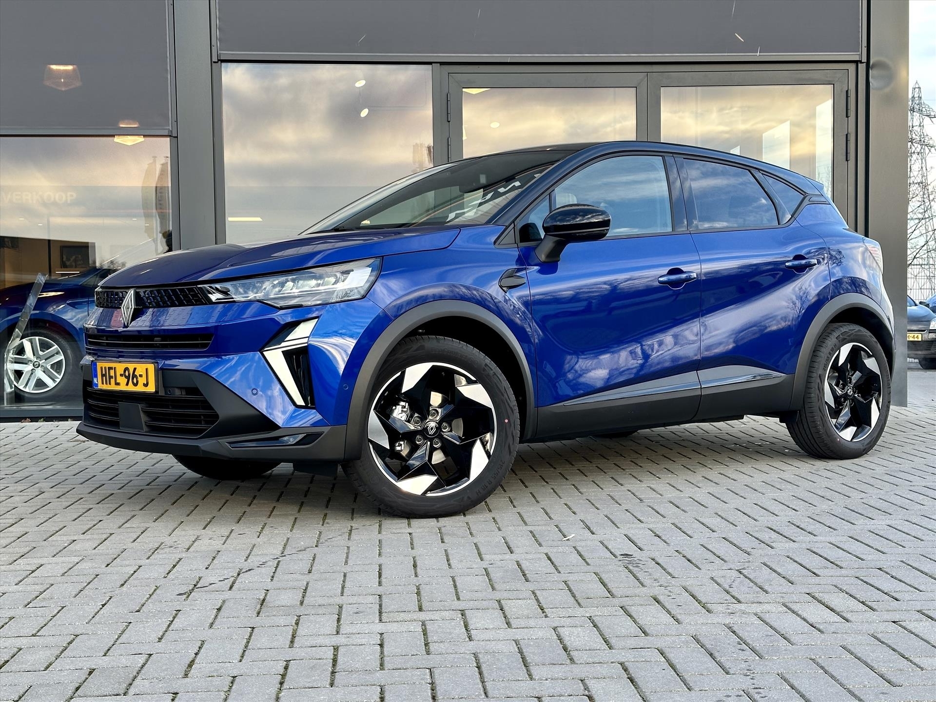 Renault Captur TCe 90pk Techno | Navigatie | Camera achter | PDC | Demo-auto | 