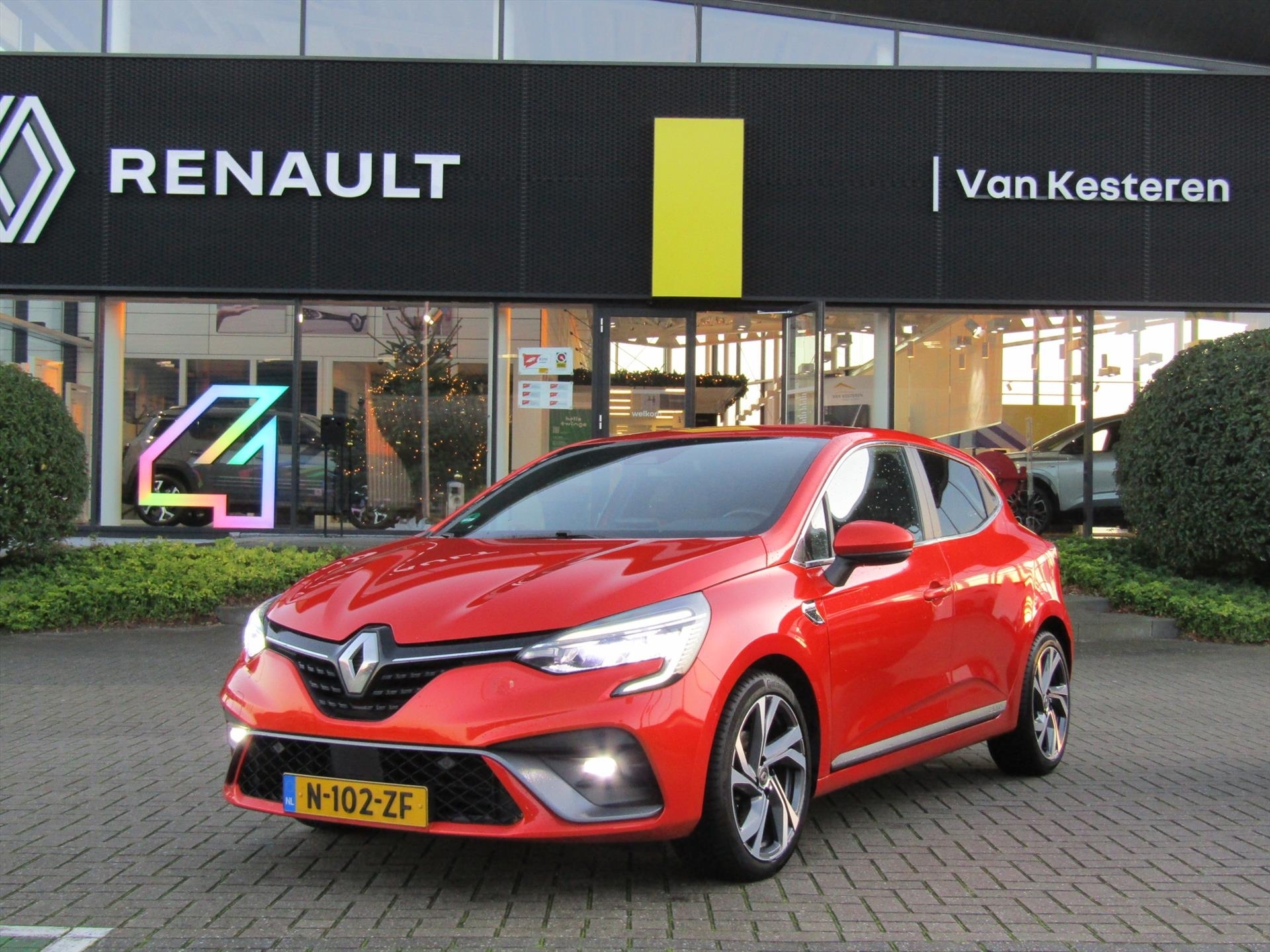 RENAULT Clio 1.0 TCe 100pk R.S. Line / Bose / Navigatie / Camera / Leder / Stoelverwarming