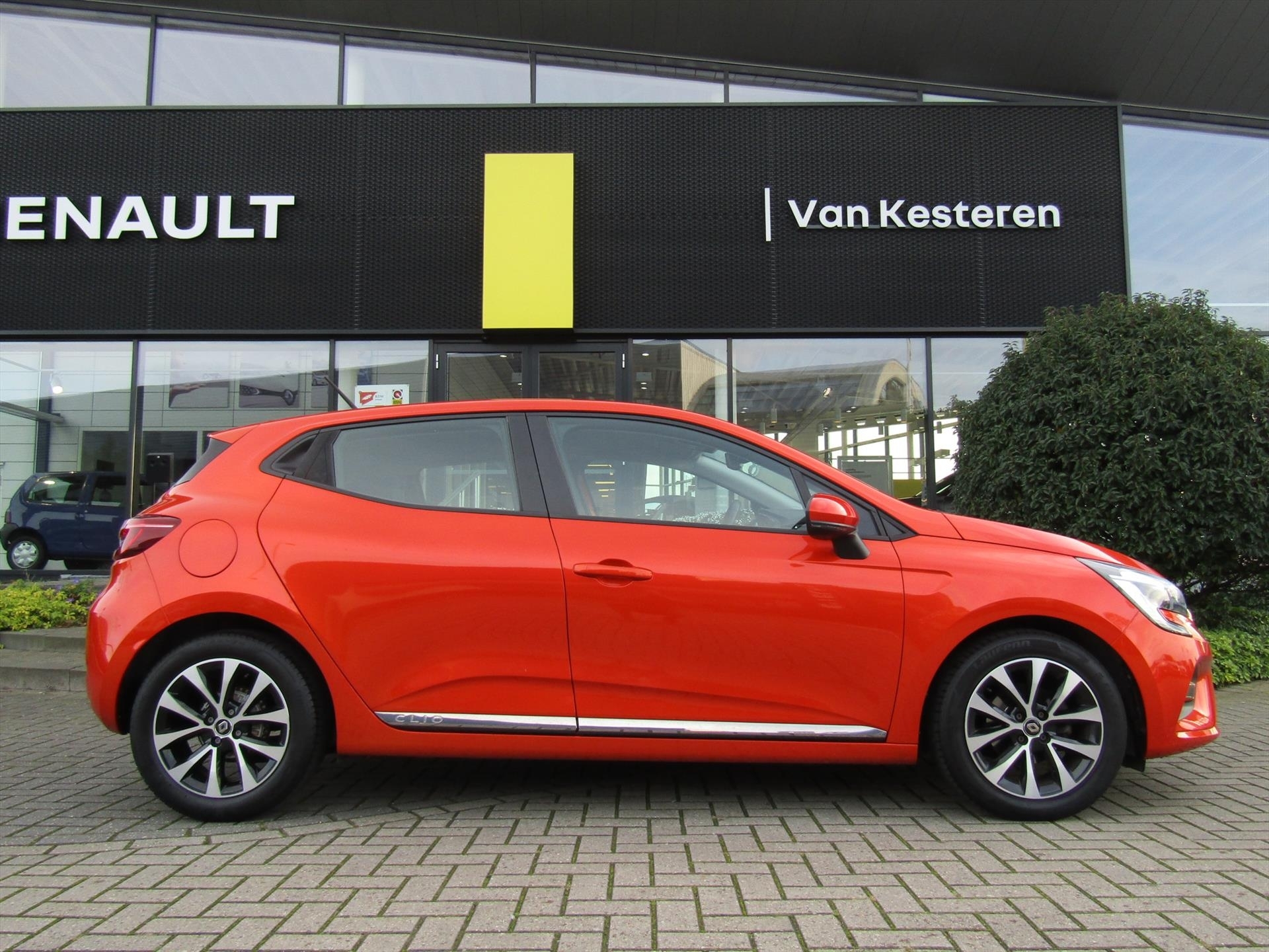 RENAULT Clio 1.0 TCe 100pk Zen / Navigatie / Cruise-Control / Lmv / 1e eigenaar