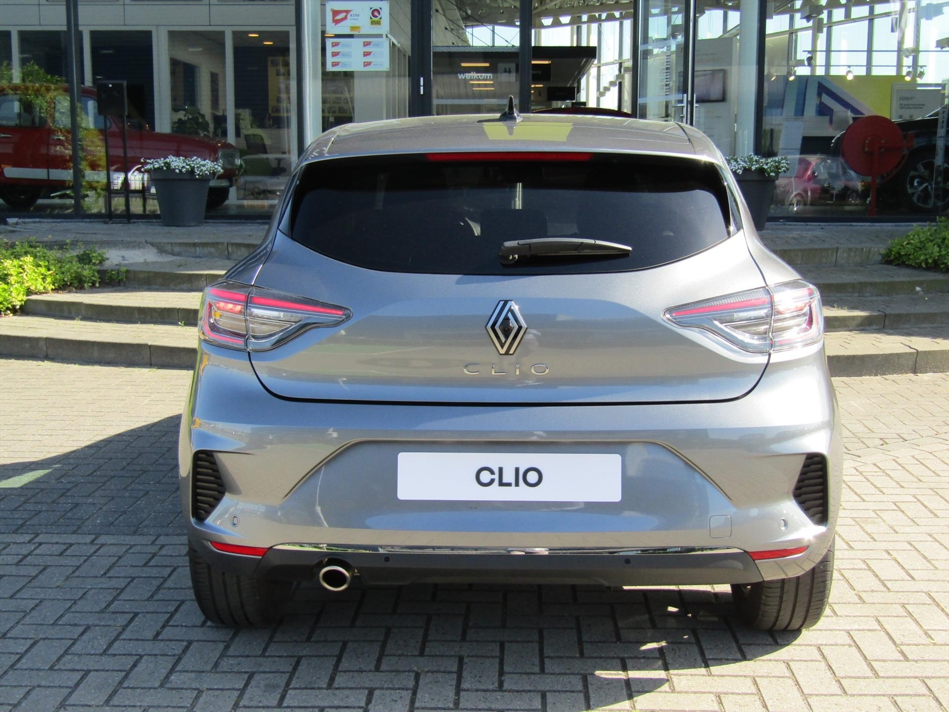 Renault Clio 1.0 TCe 90pk GPF Techno / 9,3 Navigatie / 360 Camera / Cruise- Control Ad / Blindspot Warning