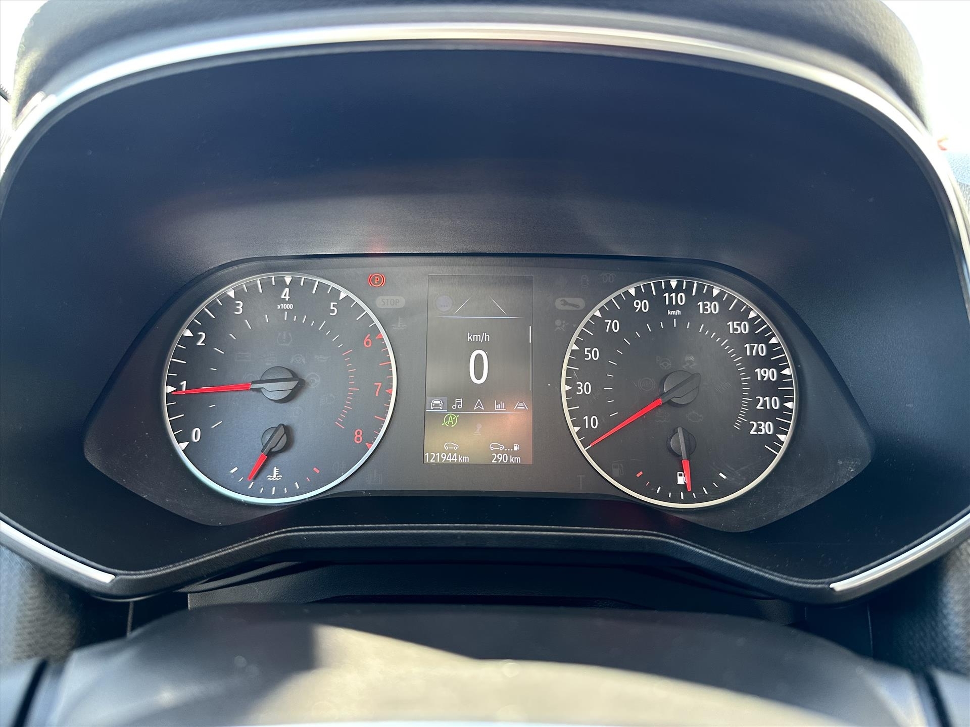 Renault Clio 1.0 TCe 90pk GPF Zen | Stoelverw. | NAV | LMV | Keyless | PDC | All-Seasons | 