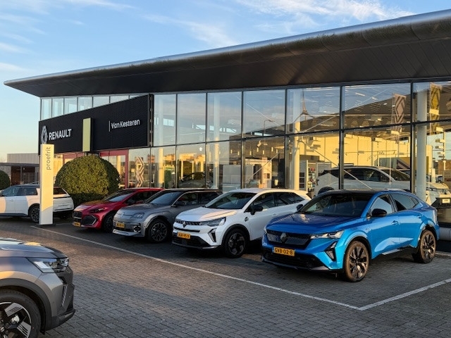 RENAULT Clio Estate TCe 90pk Dynamique / Navigatie / Cruise- Control / Handsfree Card