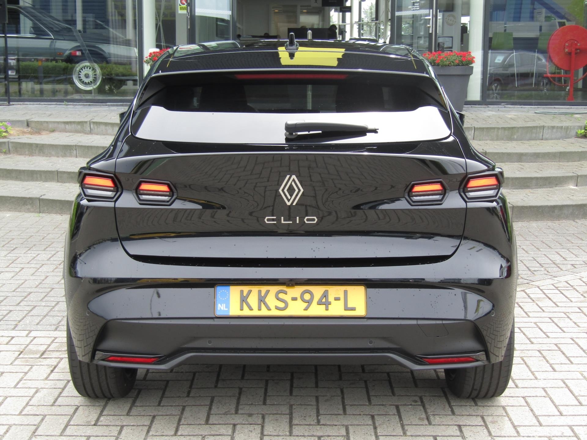 Renault Clio TCe 115pk Techno / Pack RS / Navigatie / Camera / Stoelverwarming / Blindspot 