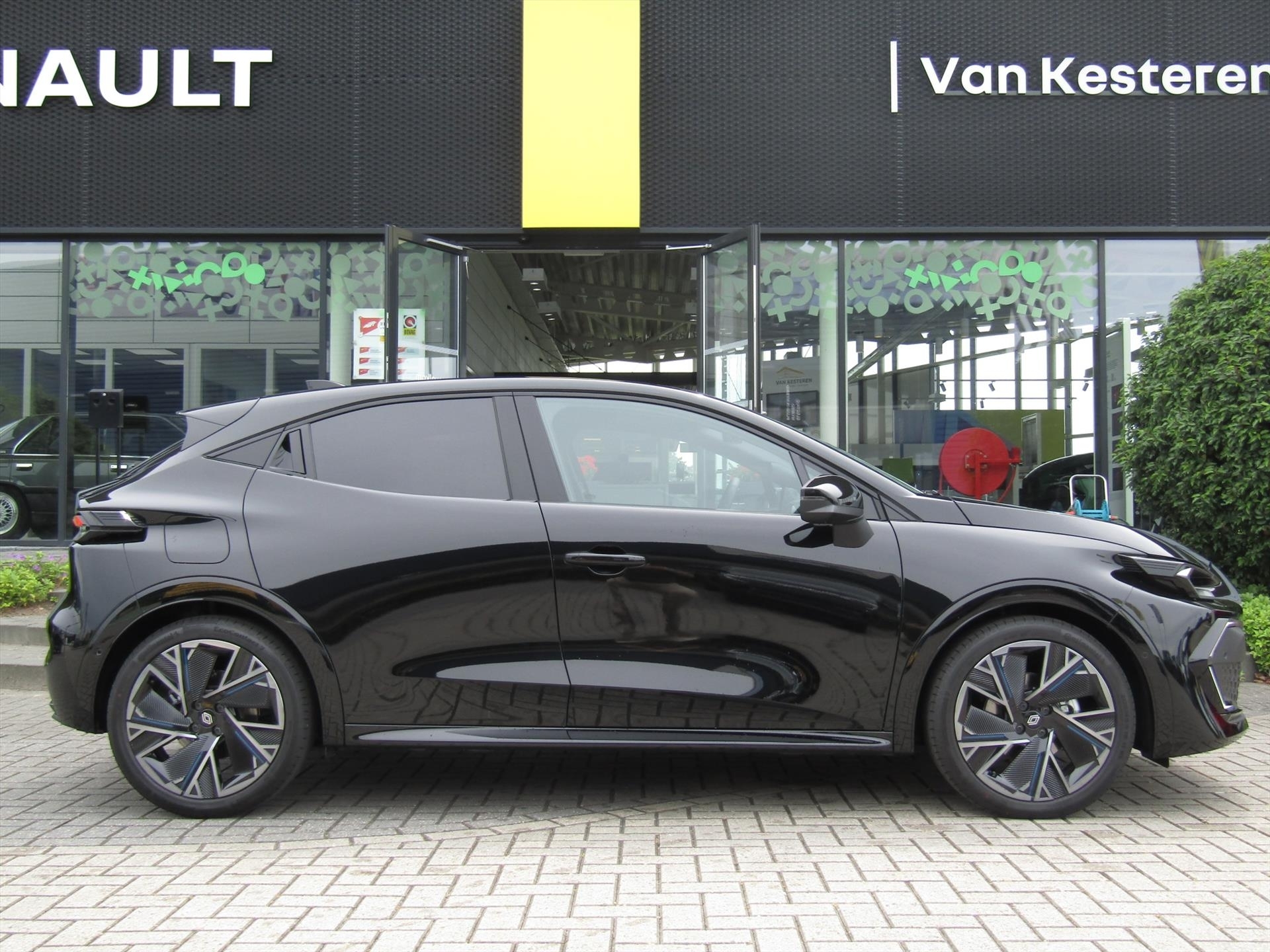 Renault Clio TCe 115pk Techno / Pack RS / Navigatie / Camera / Stoelverwarming / Blindspot 