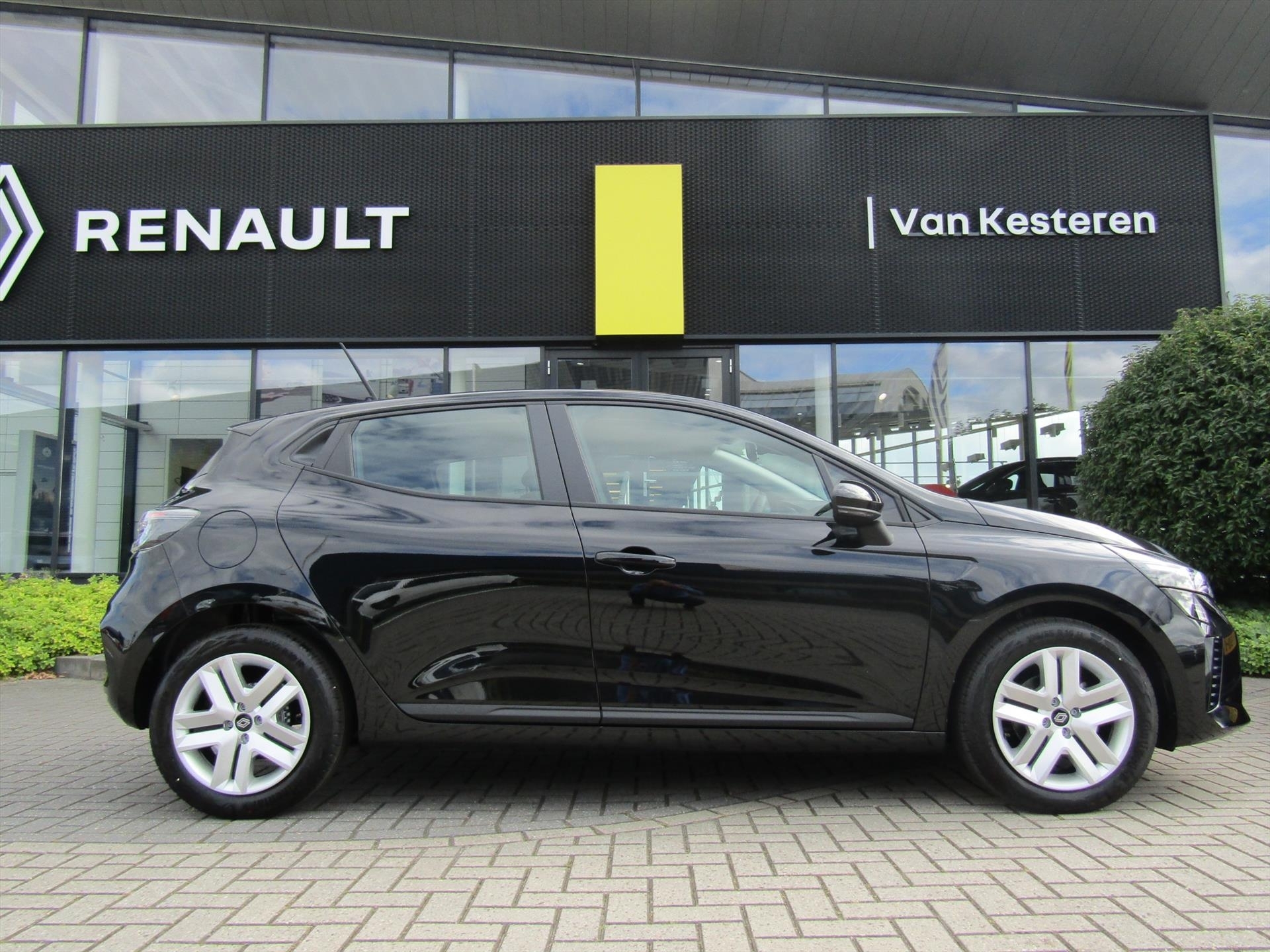 Renault Clio TCe 90 Evolution / 7 JAAR GARANTIE / Navigatie / Camera 
