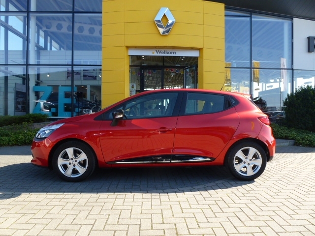 RENAULT Clio TCe 90 Expression 