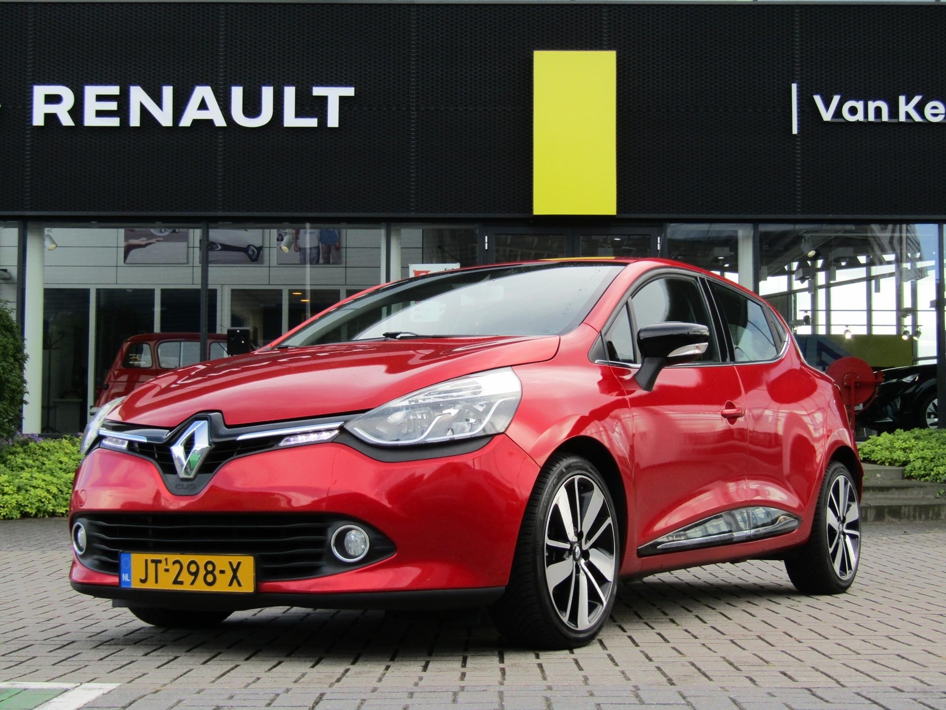 RENAULT Clio TCe 90pk Dynamique / 17" Lmv / Navigatie / Handsfree Card / Cruie-Control / Climate - Control
