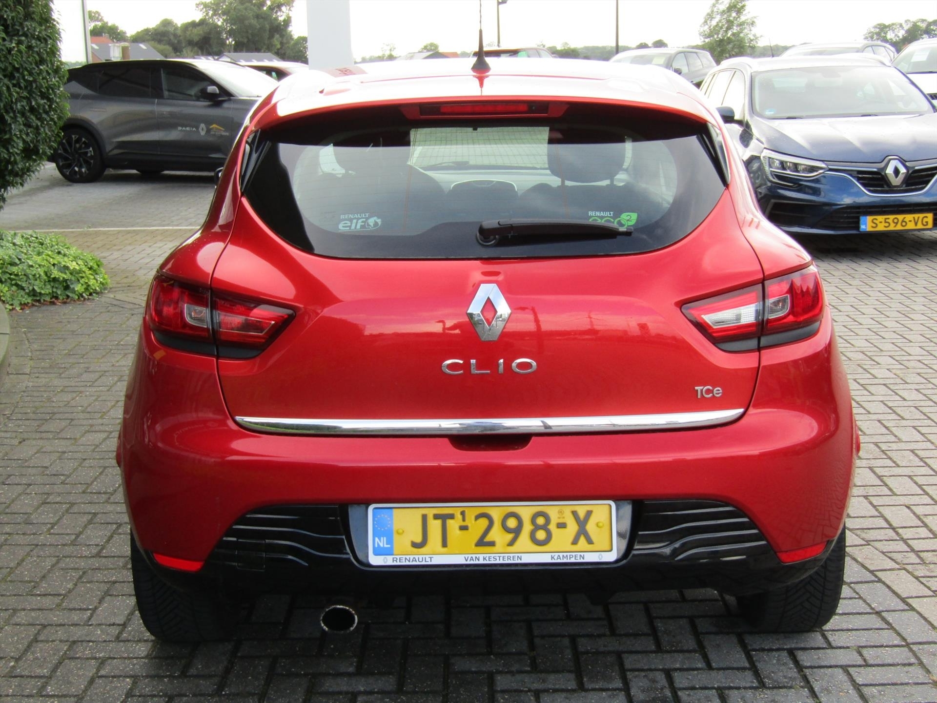 RENAULT Clio TCe 90pk Dynamique / 17" Lmv / Navigatie / Handsfree Card / Cruie-Control / Climate - Control