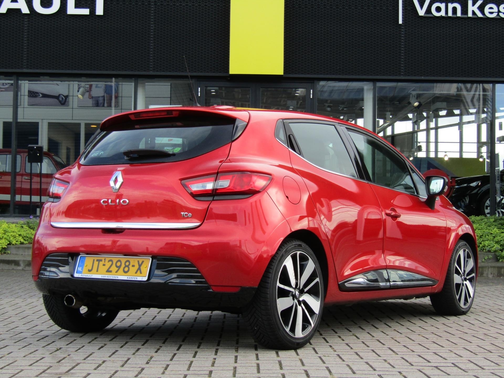 RENAULT Clio TCe 90pk Dynamique / 17" Lmv / Navigatie / Handsfree Card / Cruie-Control / Climate - Control