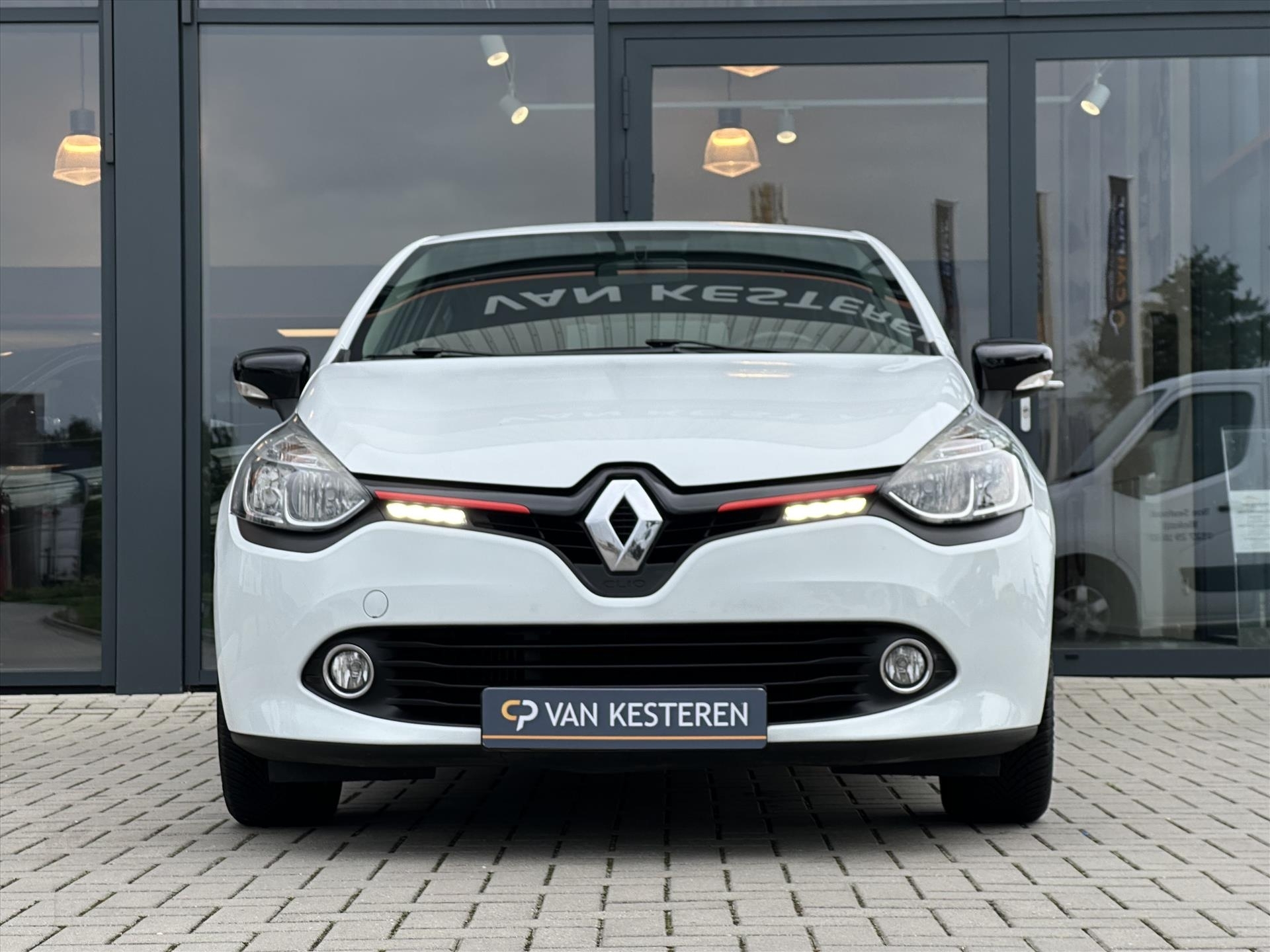 RENAULT Clio TCe 90pk Dynamique | Nav. | Cruise C. | Voll. Dealer Ond. | PDC | DAB | LMV | NL Auto | 