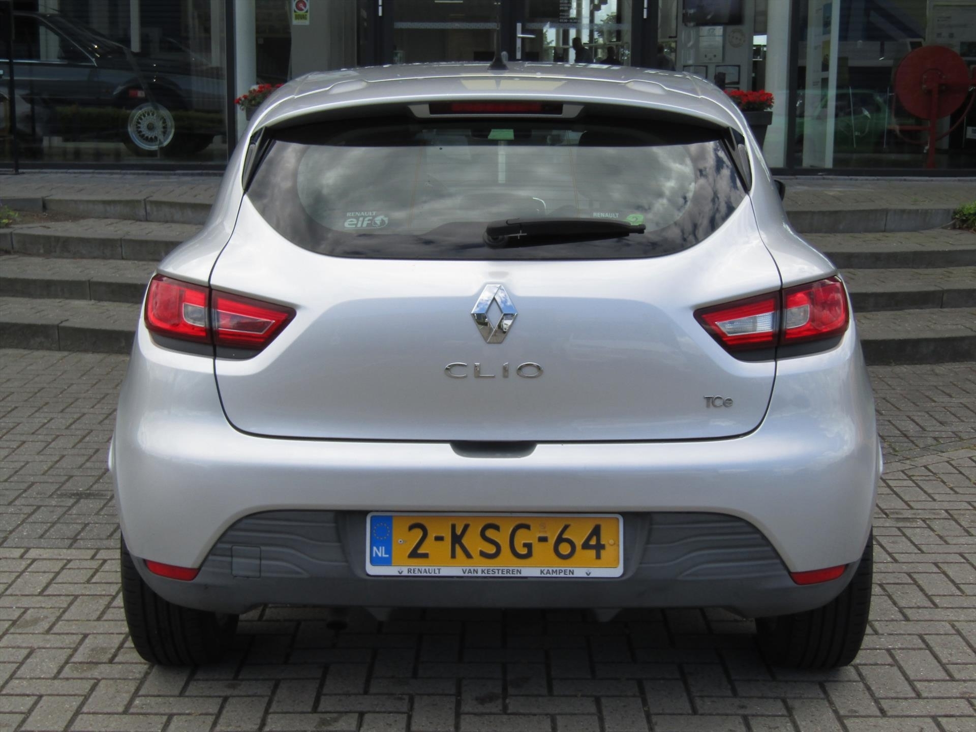 RENAULT Clio TCe 90pk Expression / Navigatie / Cruise-Control / Compleet dealer O.H.