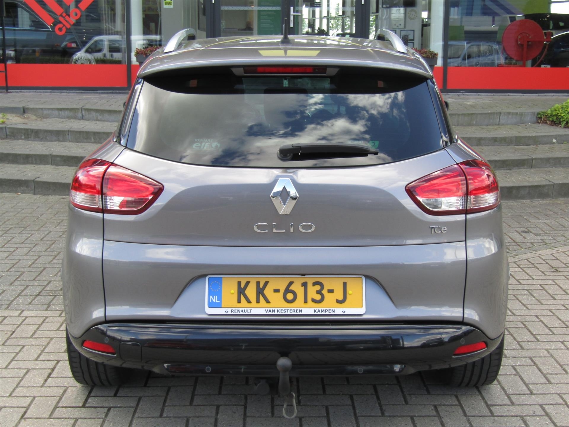 Renault Clio TCe 90pk Série Signature ICONIC / Trekhaak / Navigatie / Camera / Leder / Compleet dealer O.H.