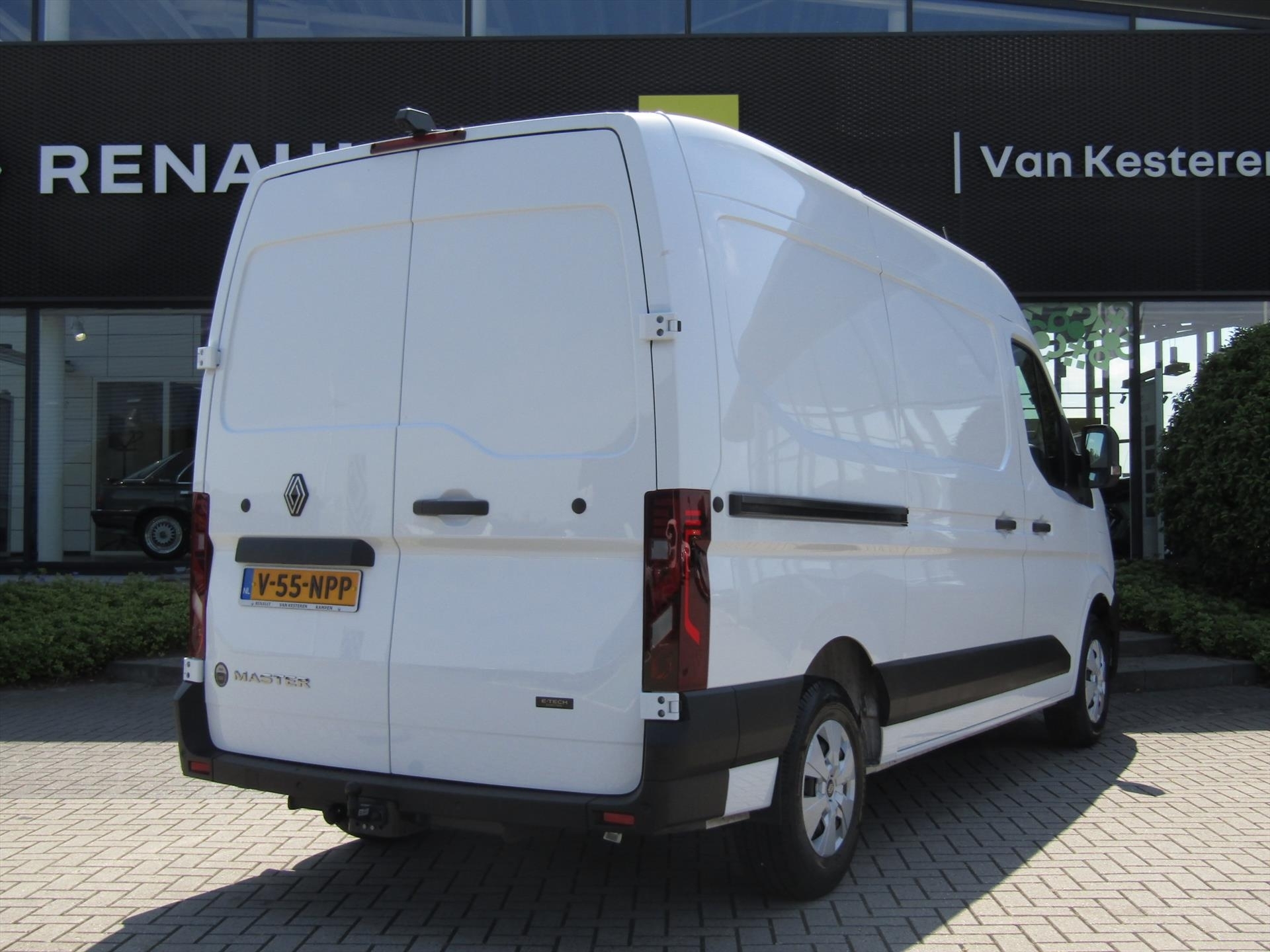 RENAULT Master GB 40kWh 130pk urban range L2H2 T35 Advance / Trekhaak / Navigatie / Camera / 4 Seizoenbanden
