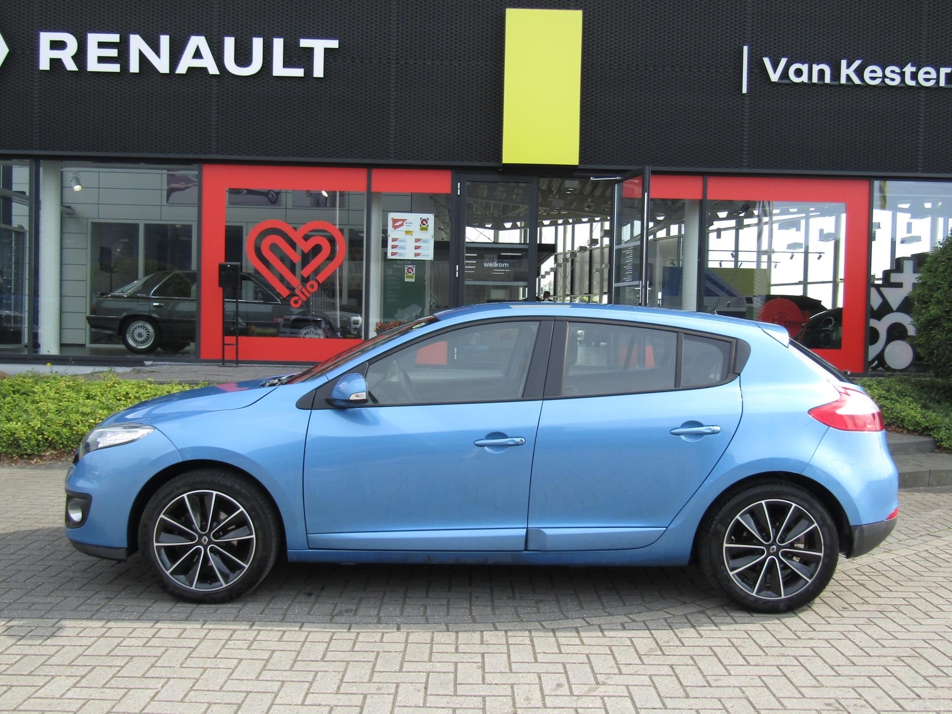 Renault Megane 1.2 Energy TCe 115  Expression / Trekhaak / Climate.Control / set Winterbanden
