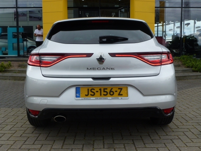 RENAULT Megane 1.2 TCe 130pk Bose / Easy Life / Camera / Trekhaak