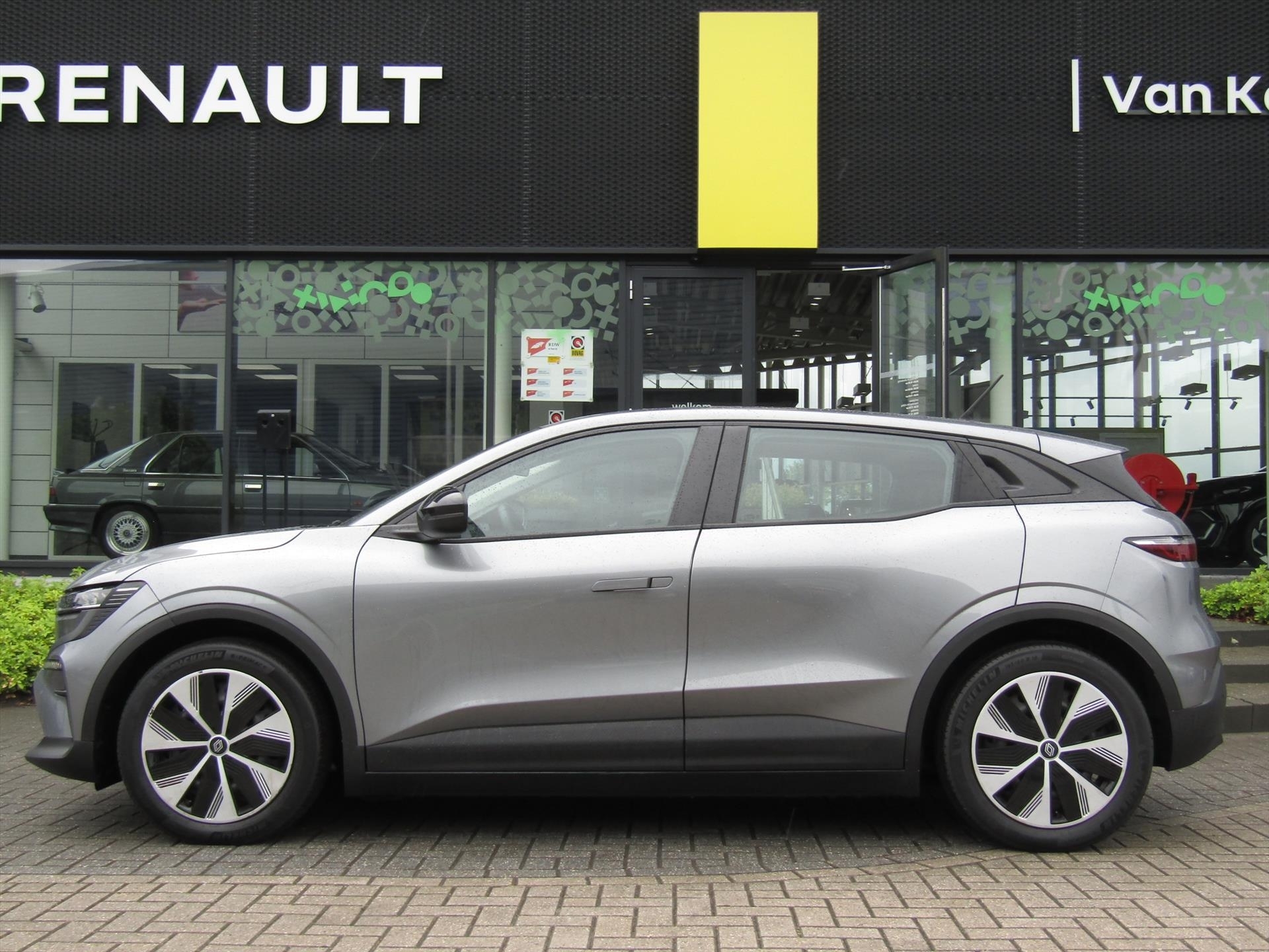 RENAULT Mégane E-Tech EV60 130pk Optimum Charge Evolution ER / Groot Navigatie / Camera / NL Auto /  dealer O.H