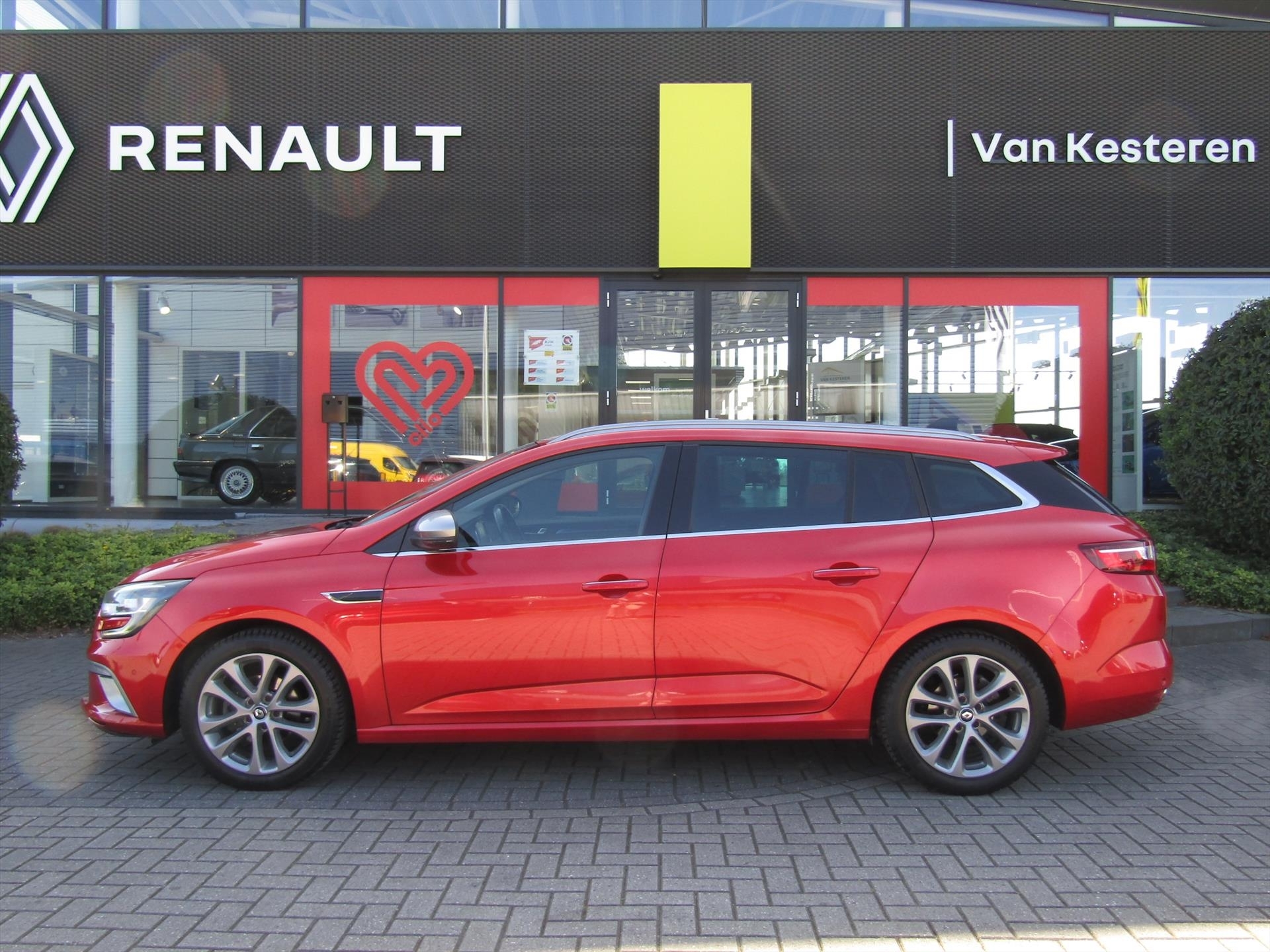 RENAULT Mégane Estate 1.2 Energy TCe 130pk GT-Line / Trekhaak / Navigatie / Camera