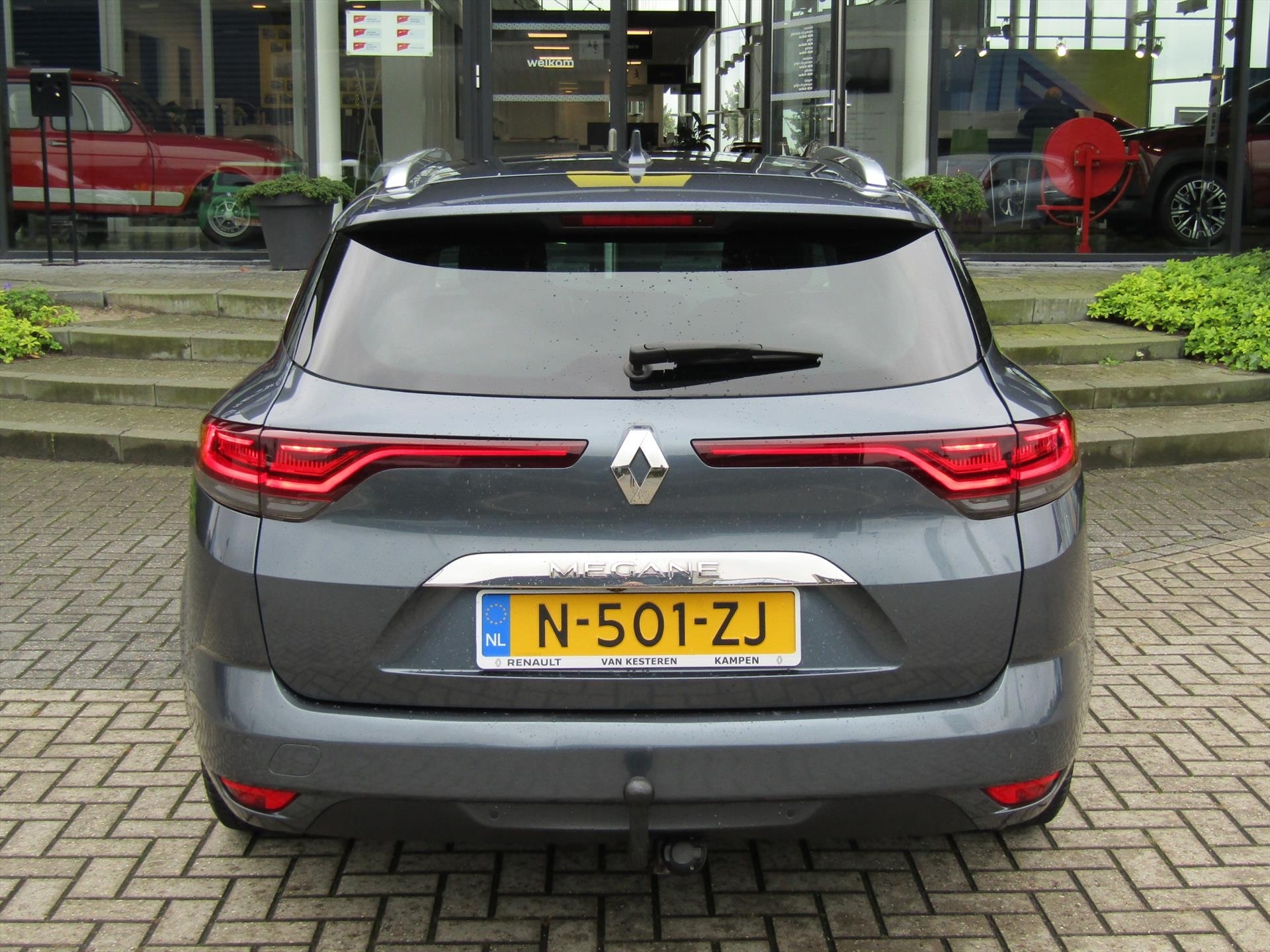 RENAULT Mégane Estate 1.5 Blue dCi  Intens / Trekhaak / Navigatie / Camera / Leder / 1e eigenaar / Compleet dealer O.H.