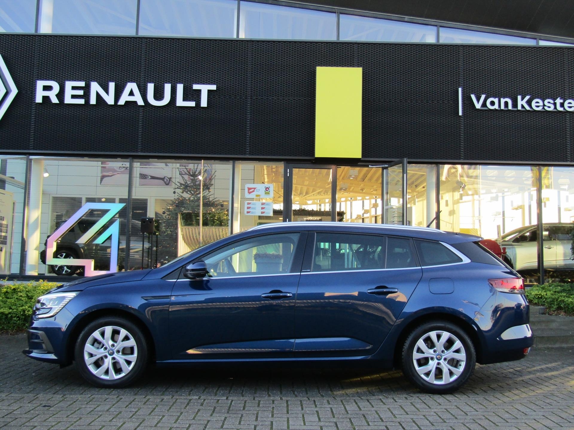 RENAULT Mégane Estate 1.6 E-Tech Plug-In Hybrid 160pk / Navigatie / Stoel-Stuurverwarming / Compleet dealer O.H.