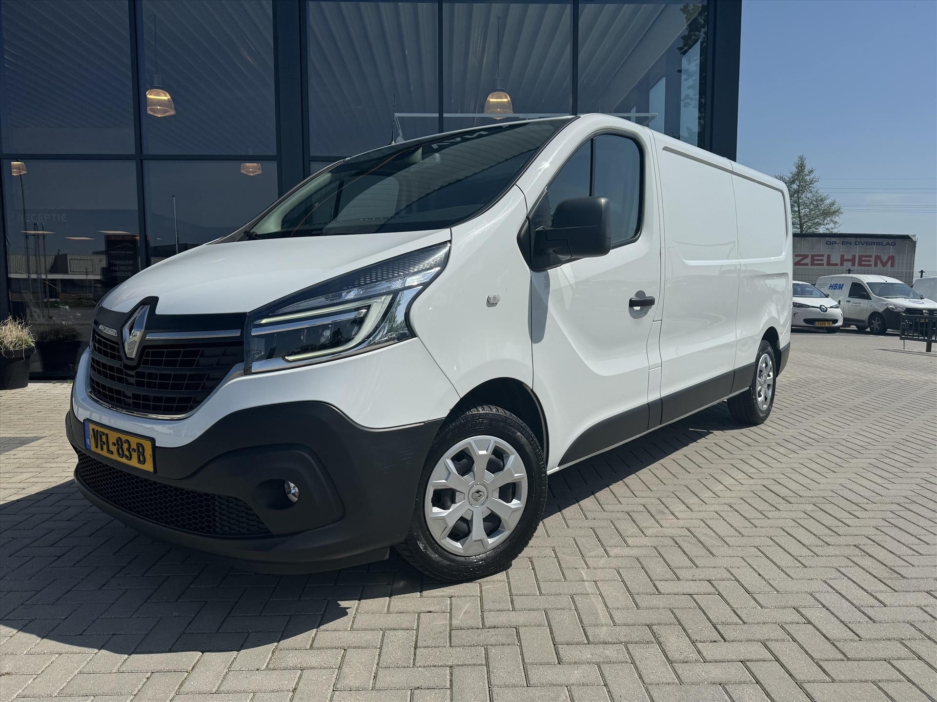 RENAULT Trafic 2.0 Energy dCi 120pk L2H1 T29 Work Edition / Navigatie / Camera / Trekhaak
