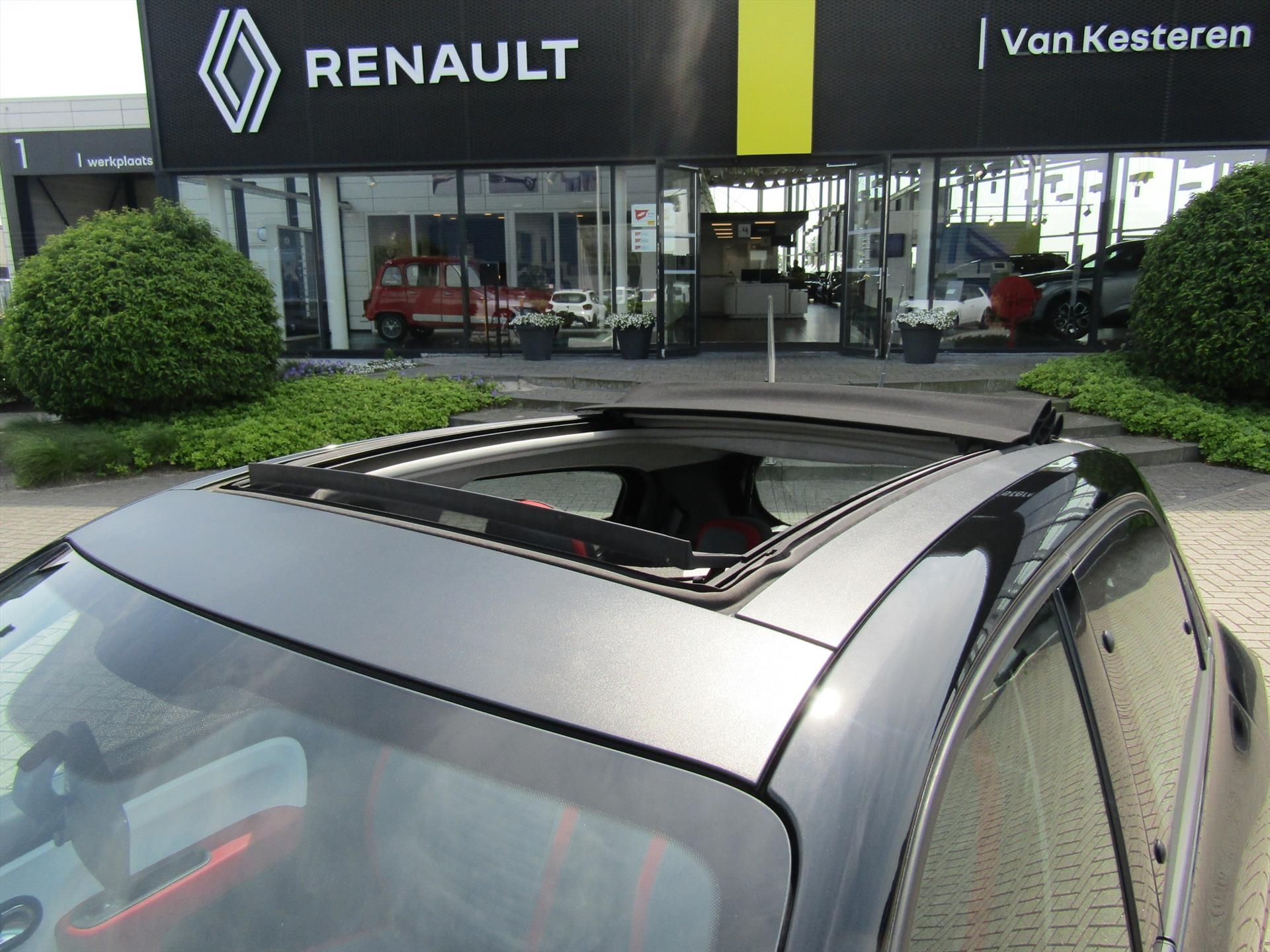 RENAULT Twingo 0.9 Energy TCe 90pk Cabrio-Top / Cruise-Controle / Lmv