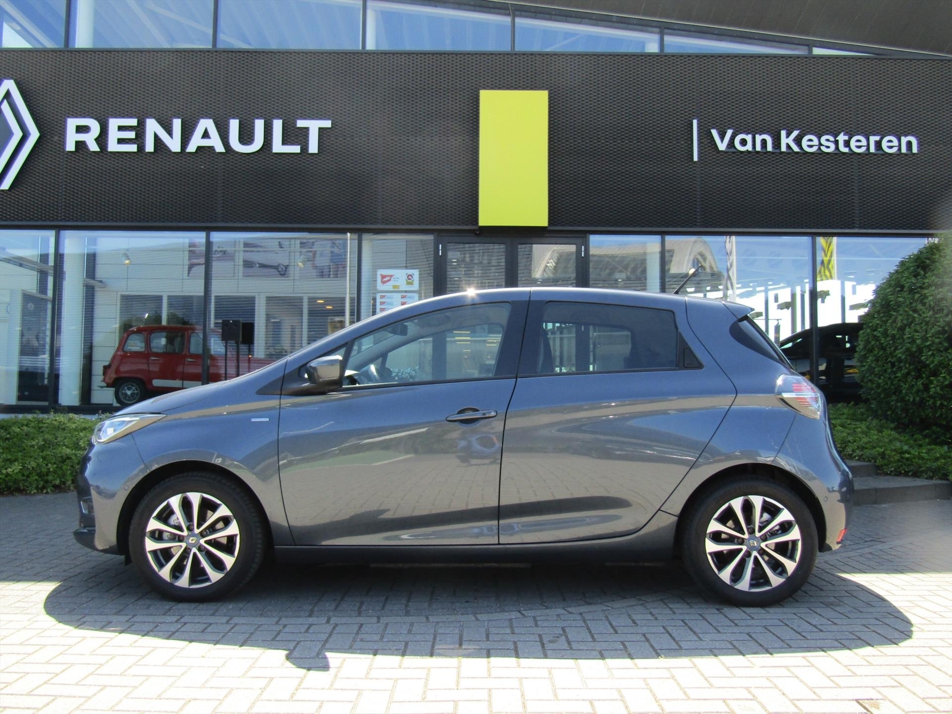 RENAULT Zoe R135 (batterijhuur) Edition One / Trekhaak / Navigatie 9,3 / Camera / Blindspot / Stoelverwarming